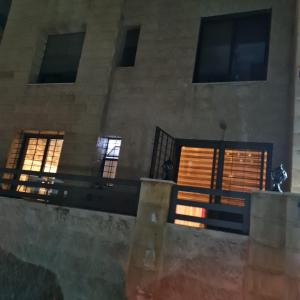 Quadro apartment