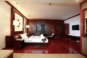 The Moon Residence & Spa