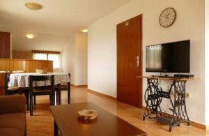 Apartments by the sea Banjol, Rab - 22362