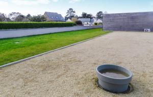 Maisons de vacances 3 Bedroom Beautiful Home In Trflez : photos des chambres