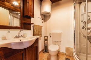 Vineyard Cottages Skatlar with Sauna and Outdoor Jacuzzi