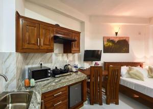 Kerawalapitiya Resort