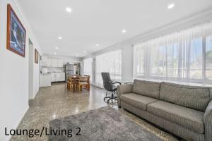 Mirror Bay Apartment