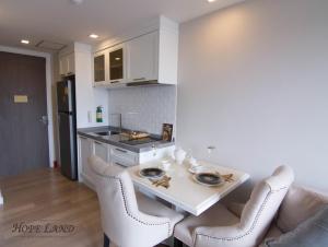 Hope Land Hotel Sukhumvit 8