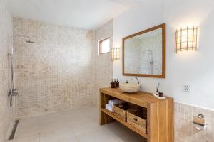 Unicorn Shelter Villa