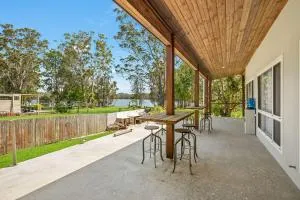 Mirror Bay - Ellenborough