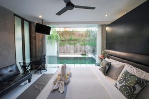 Seminyak Sky-Villa 3-8 BR Brilliant Location between Beach to Shopping