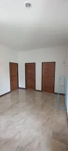 บ้านเขมฐิดา - 乌泰他尼府