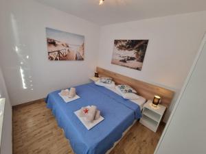 Apartments by the sea Zivogosce - Porat, Makarska - 16763