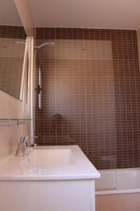 Residencial Super Stop Cases Torre Valentina