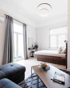 Aristotelous Sqr View Comfy Apt