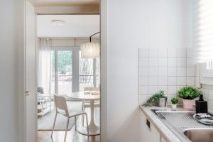 Pink Flat by Quokka 360 - close to the Italian border