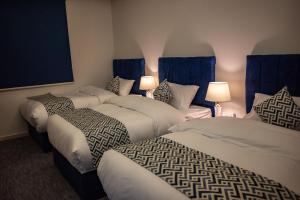 سويت تاون للشقق المخدومه