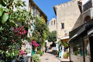 Chalets Chalet - Mer - Nature - village medieval : photos des chambres