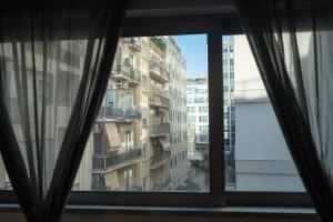 Syntagma square 2 bedrooms 4 pers apartment by MPS