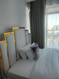 Executive one bed with balcony GYM NETFLIX