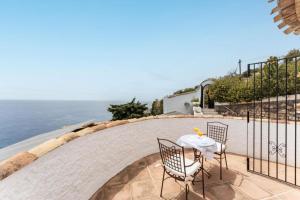 CT 198 GR - Faros Big Blue in Salobreña