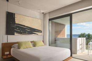 Suite with Spa Bath room in Ilya Suites By The Sea & Ilya Botanic Suites in Alonissos
