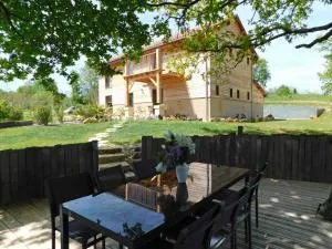 LE HANGAR AVEC PISCINE EN DORDOGNE - Carvès