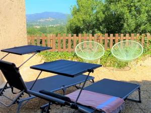 Villas GASCOU - Golfe de St-Tropez - Mazet dans un domaine avec piscine et terrain de tennis : photos des chambres