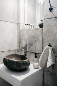 Zacharias Seaside Studio Kimolos