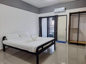 The Joke Mansion เดอะโจ๊ก แมนชั่น สุขุมวิท 23 มาบตาพุด ระยอง