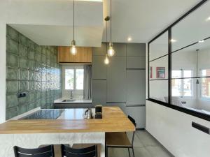 LaFrenchTouch - Moderno y céntrico en Torremolinos