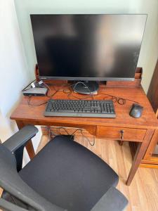 Pelicans Retreat Falcon