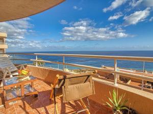 Apartment in Radazul with Stunning Sea Views