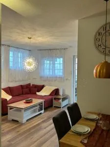 Stilvolle und moderne Ferienwohnung - 史塔卡赫