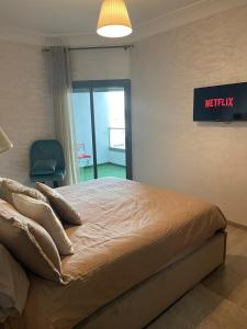 Miramare Cosy appartement pied dans leau avec piscine