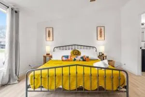 Starlight Horizon C - Yellow Rose - Cranes Mill