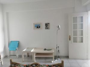 Renovated apartment in the heart of Paroikia.