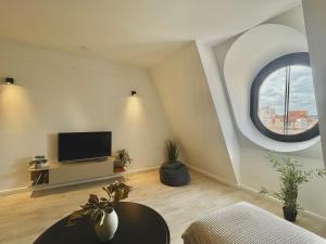 Ultracentral modern city view apartment