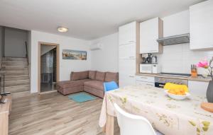 Awesome Apartment In Rogotin With Wifi