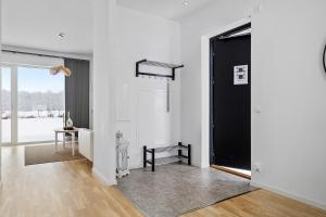 Luxurious newly built villa with patio and private parking