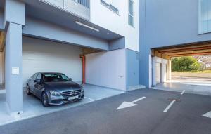 1 Bedroom Beautiful Apartment In Rijeka