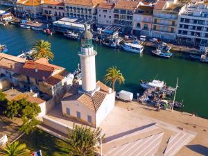 Studio climatisé proche mer avec terrasse, park privé et équipements modernes - FR-1-307-198