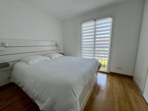 Appartement confortable 2P avec balcon et parking à Cambo-les-Bains - FR-1-495-133