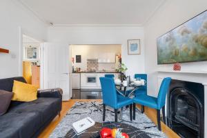 Modern Living in the Heart of Covent Garden! No Lift 6BC