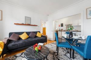 Modern Living in the Heart of Covent Garden! No Lift 6BC