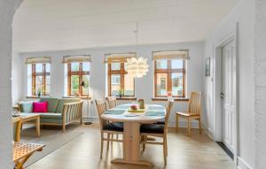 3 Bedroom Cozy Home In Rudkøbing