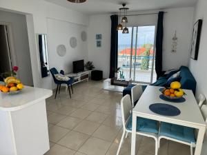 BLUE LAGOON 12A LATSI