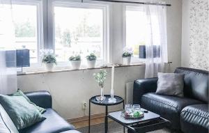 3 Bedroom Cozy Home In Mönsterås