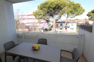 Coastal comfort flat just 400m from the beach