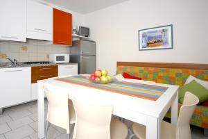 Sunny beach getaway for 6 guests in Bibione