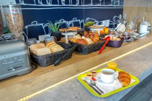Hotels Ibis Budget Frejus St Raphael plages : photos des chambres
