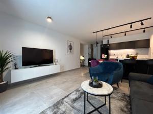 Apartment Oris, Private parking, Garden