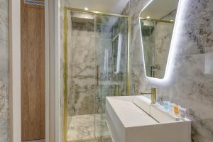 364 Suite Fondary 2 - Superb apartment in Paris