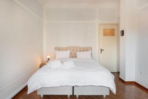 Plaka Residence by AthenianKeys